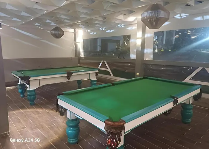 Fun Bay Resort *